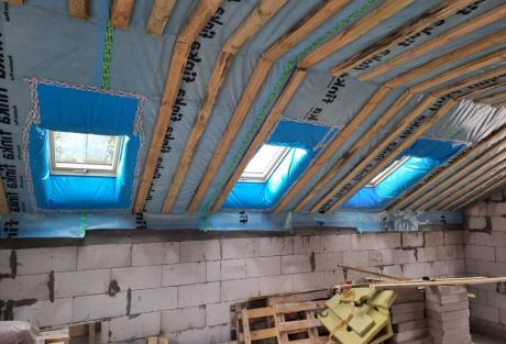 Мансардные окна ROOFLITE под ключ