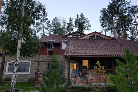 Мансардные окна Velux в частном доме, КП Образцово