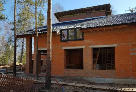 Установка карнизных окон в КП Дубрава, нестандартная комбинация 